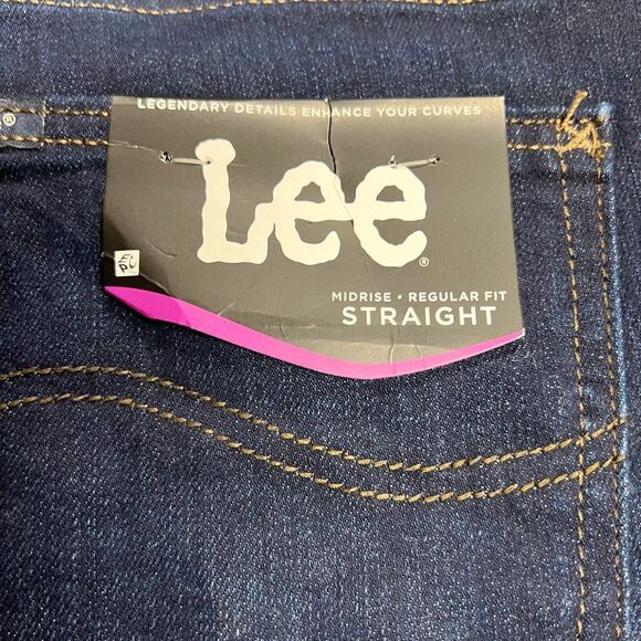 LEE Women’s MidRise Regular Fit Straight Dark Wash Jeans Blue 16 M NEW Inseam 29 - Picture 4 of 11